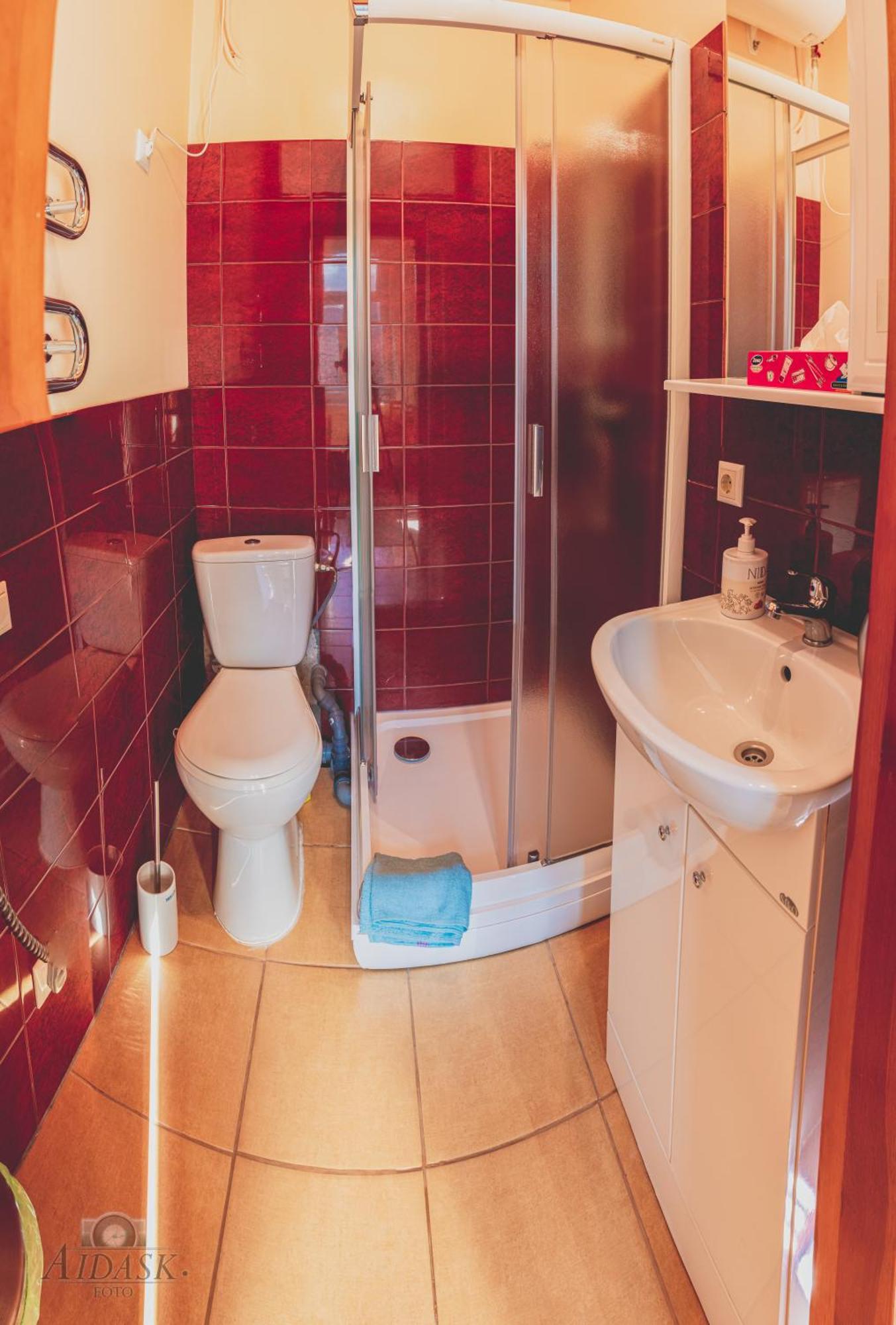 Apartment Under The Maple Klaipeda Bagian luar foto