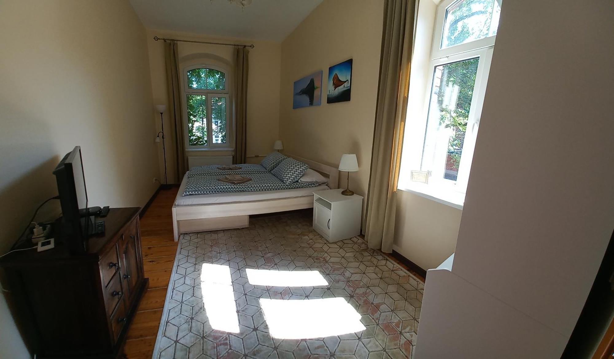 Apartment Under The Maple Klaipeda Bagian luar foto